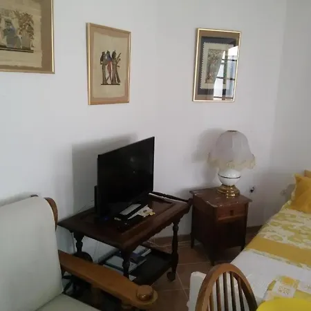 In With Air Conditioning, Wifi, Washing Machine 3360-2